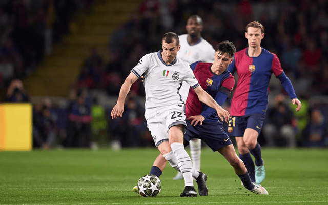 79-86到111-103！湖人逆转鹈鹕，詹眉30分彰显赛场统治力