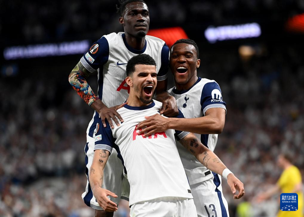 丢人！拿600万，却全场0分，还遭教练弃用，球迷：不上他山东必赢