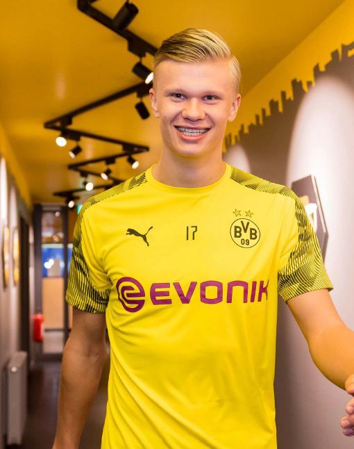 杯赛一轮游！曼联本赛季无缘争冠 欧战资格成唯一追求